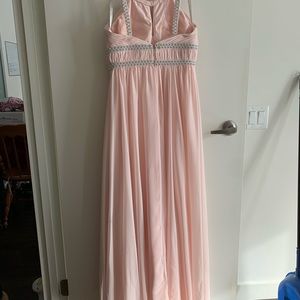 Beautiful Prom or bridemaid dress.